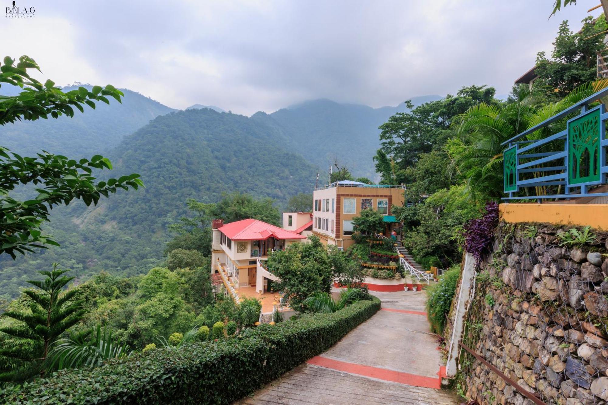 Veda5 Ayurveda & Yoga Retreat Hotel Rishikesh Ngoại thất bức ảnh