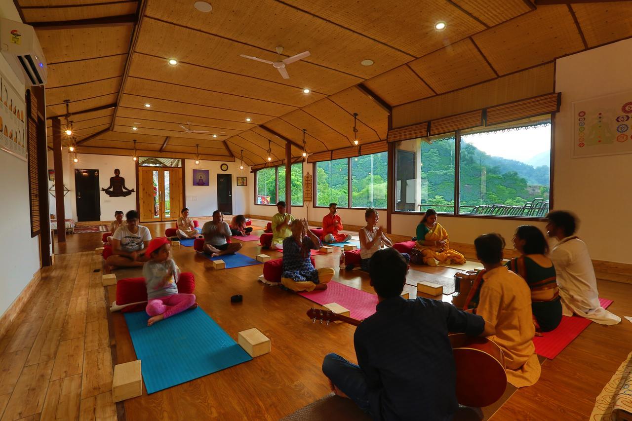 Veda5 Ayurveda & Yoga Retreat Hotel Rishikesh Ngoại thất bức ảnh